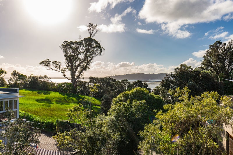 21C Tirotai Crescent, Westmere, Auckland - Carousel 2