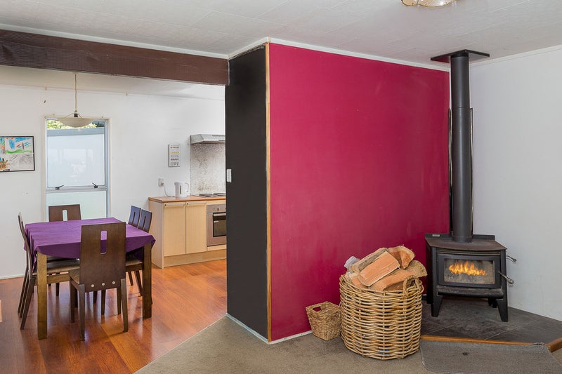 13 Gaff Place, Whitby, Porirua - Carousel 2