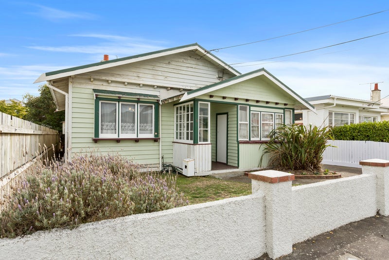 5 Collins Street, Petone, Lower Hutt - Carousel 2