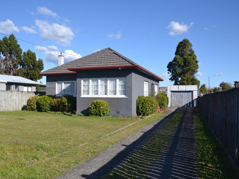 15 Kawaha Point Road, Fairy Springs, Rotorua - Carousel 1