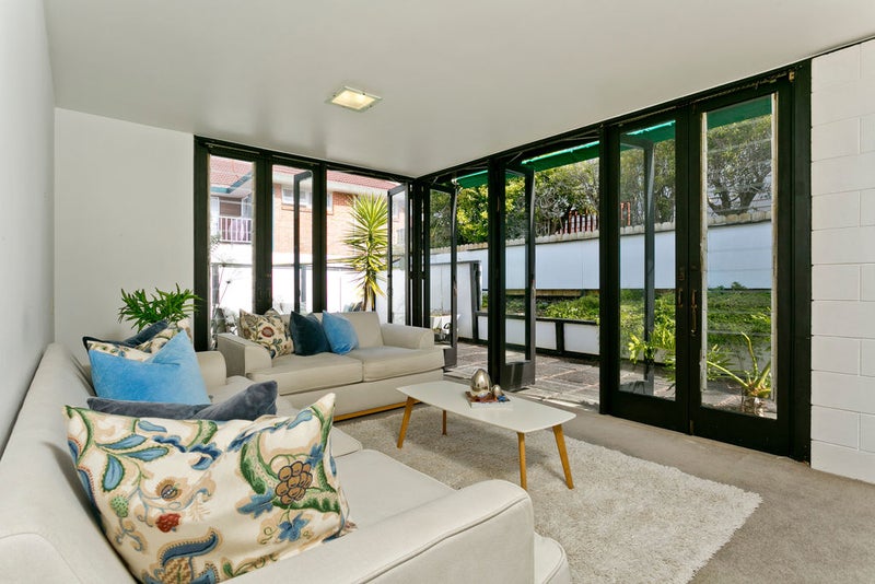 1/74 Hillcrest Avenue, Hillcrest, Auckland - Carousel 2