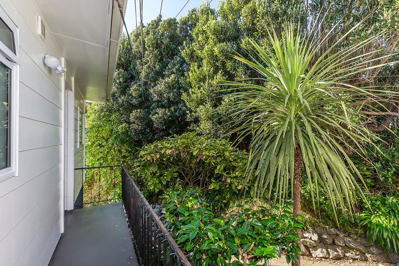 68C Kenya Street, Ngaio, Wellington - Carousel 16