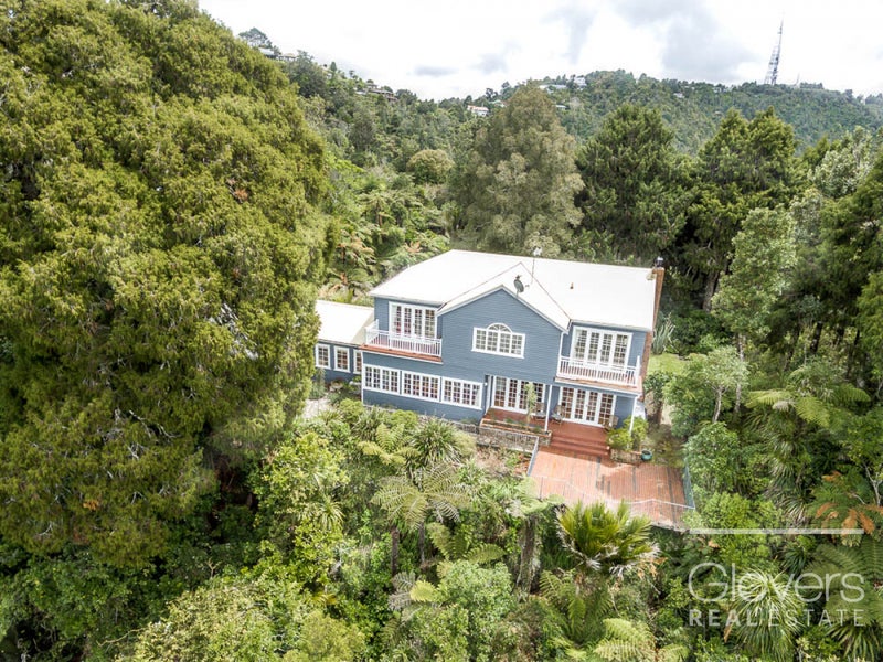 467 Scenic Drive, Waiatarua, Auckland - Carousel 2