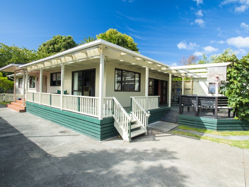 4 Elm Street, Mangapapa, Gisborne - Carousel 1