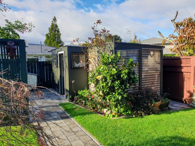17 Ashburn Lane, Awapuni, Palmerston North - Carousel 17