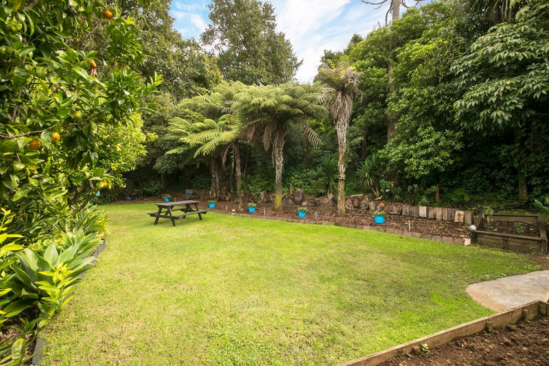 59 Hendry Avenue, Hillsborough, Auckland - Carousel 2