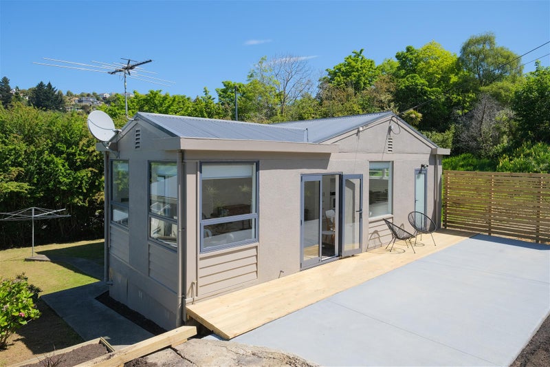 8 Ballance Street, Caversham, Dunedin - Carousel 1