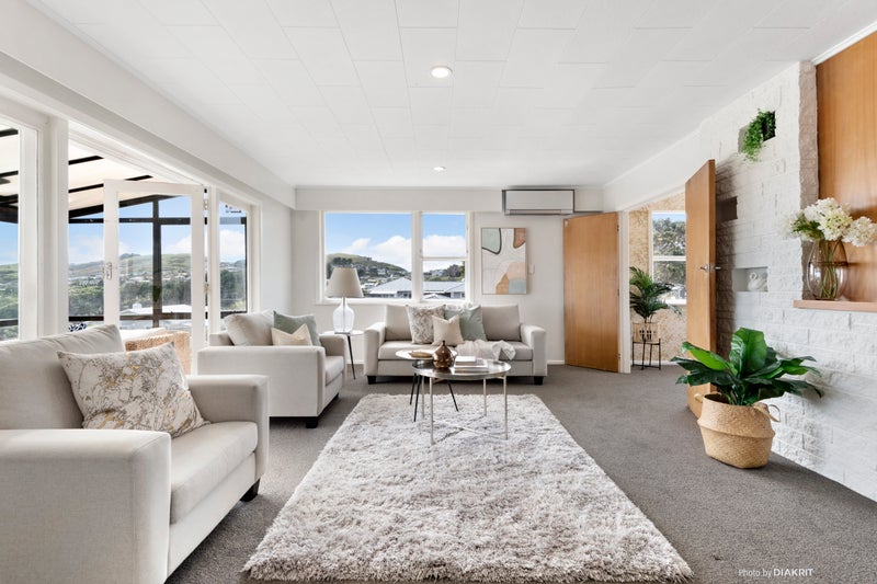 6 Trebann Street, Paparangi, Wellington - Carousel 2