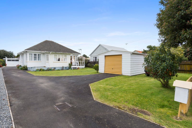 104A Eighteenth Avenue, Tauranga South, Tauranga - Carousel 1