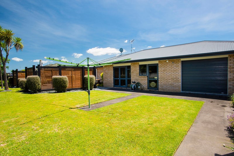 82 Potae Avenue, Lytton West, Gisborne - Carousel 13