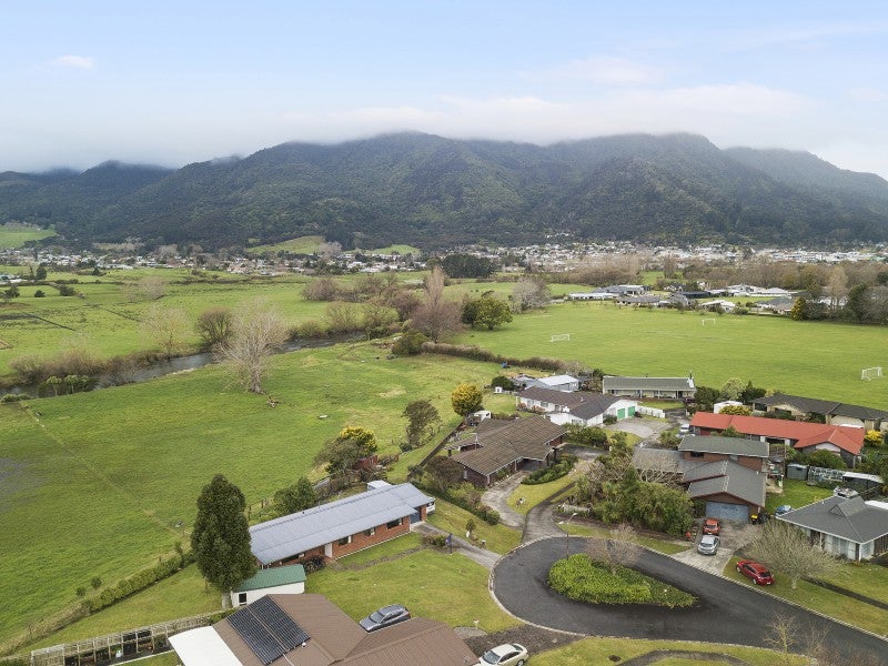 40 Hanna Street, Te Aroha, Te Aroha - Carousel 24