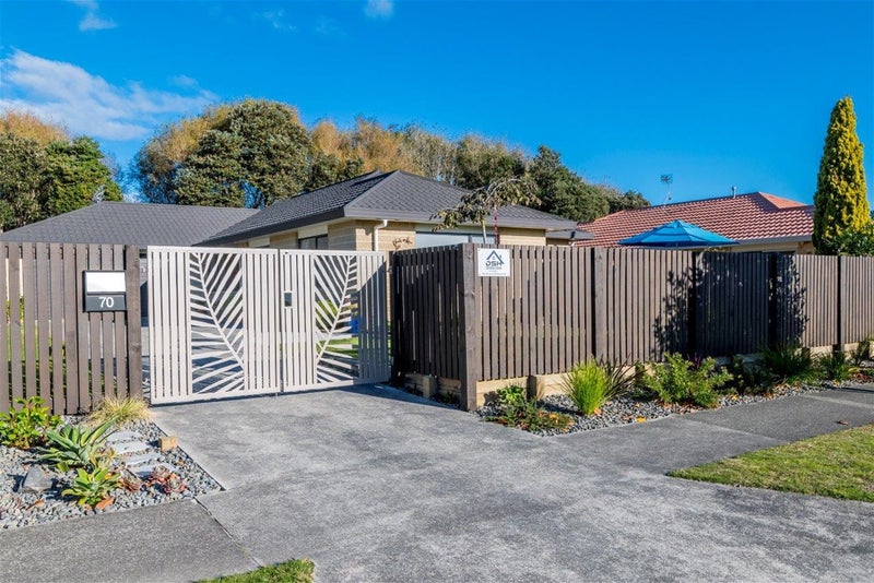 70 Weggery Drive, Waikanae Beach, Waikanae - Carousel 2