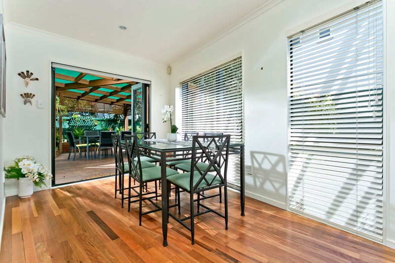 2/16 Hillcrest Avenue, Hillcrest, Auckland - Carousel 2