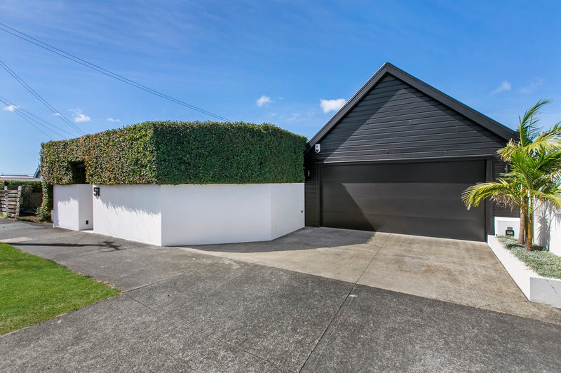 51 Bell Road, Remuera, Auckland - Carousel 1