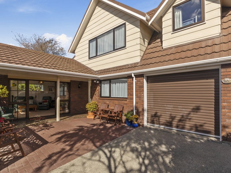 2/22 Epuni Street, Hutt Central, Lower Hutt - Carousel 2
