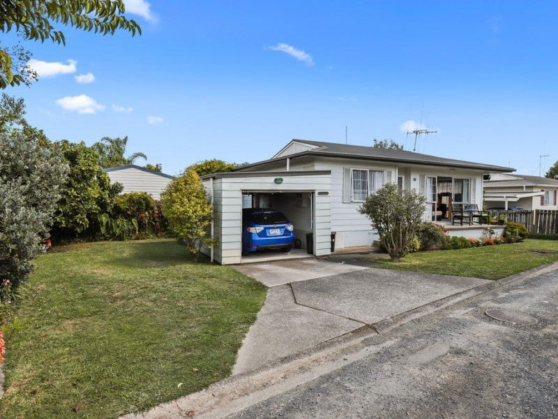 82 Tawa Street, Melville, Hamilton - Carousel 2