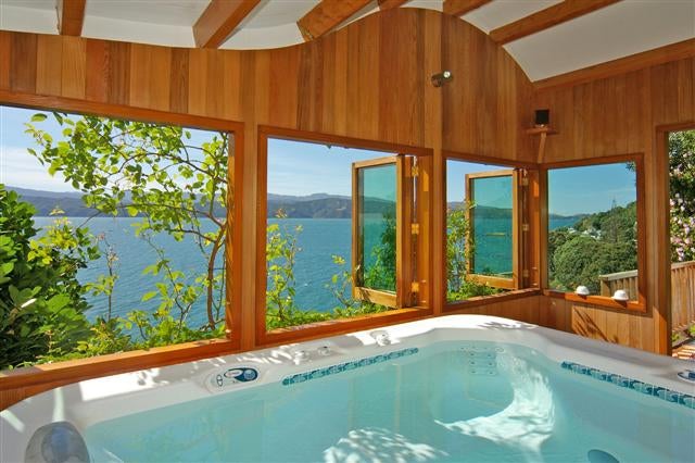 423 Karaka Bay Road, Karaka Bays, Wellington - Carousel 20