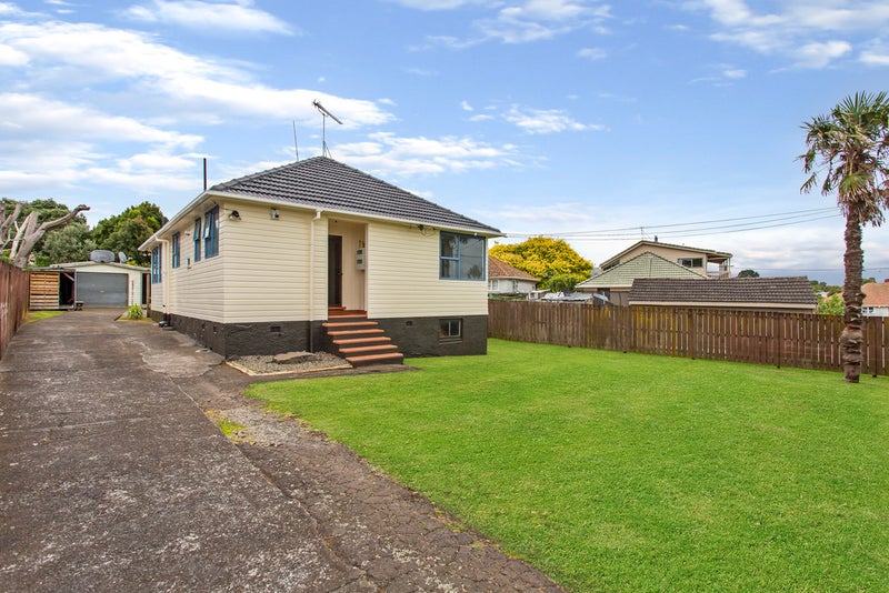 11 Upham Road, Panmure, Auckland - Carousel 2