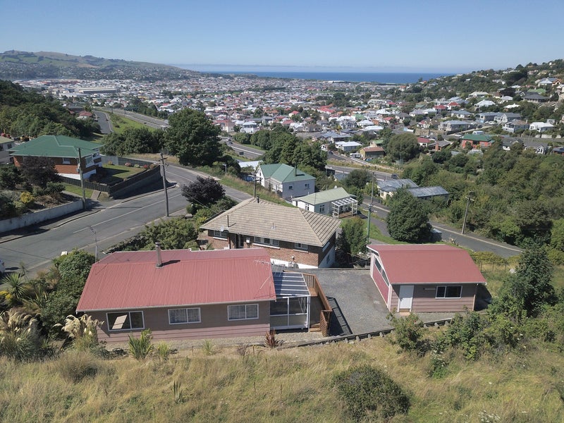 27 Lindsay Road, Caversham, Dunedin - Carousel 17