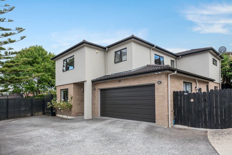 23C Lexington Drive, Botany Downs, Auckland - Carousel 1