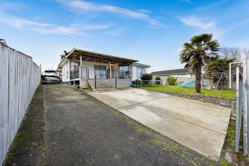 128 Shifnal Drive, Randwick Park, Auckland - Carousel 2