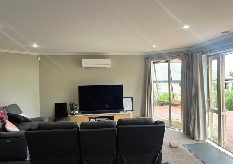 42 Heathfield Avenue, Huntington, Hamilton - Carousel 2