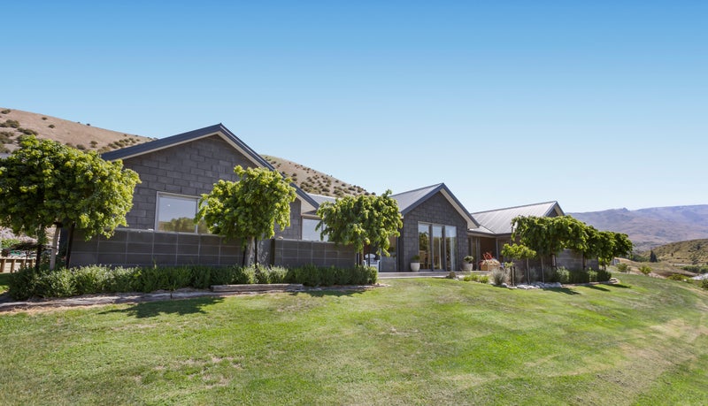 15 Lowburn Terrace, Lowburn, Cromwell - Carousel 2