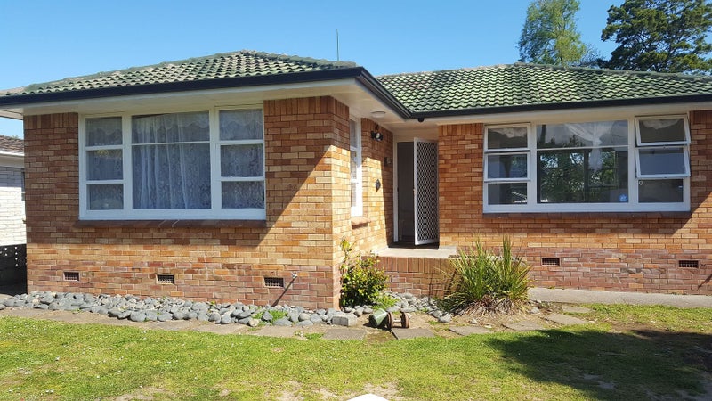 78 Woolfield Road, Papatoetoe, Auckland - Carousel 2