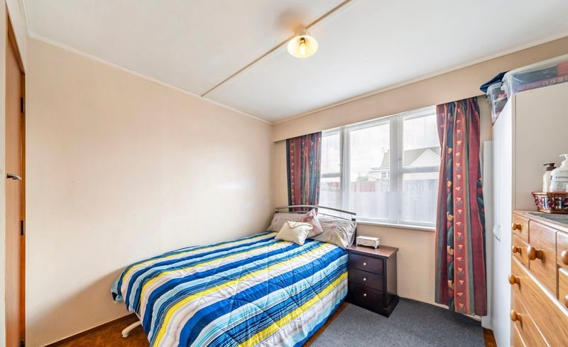 2 Joseph Grove, Elderslea, Upper Hutt - Carousel 10