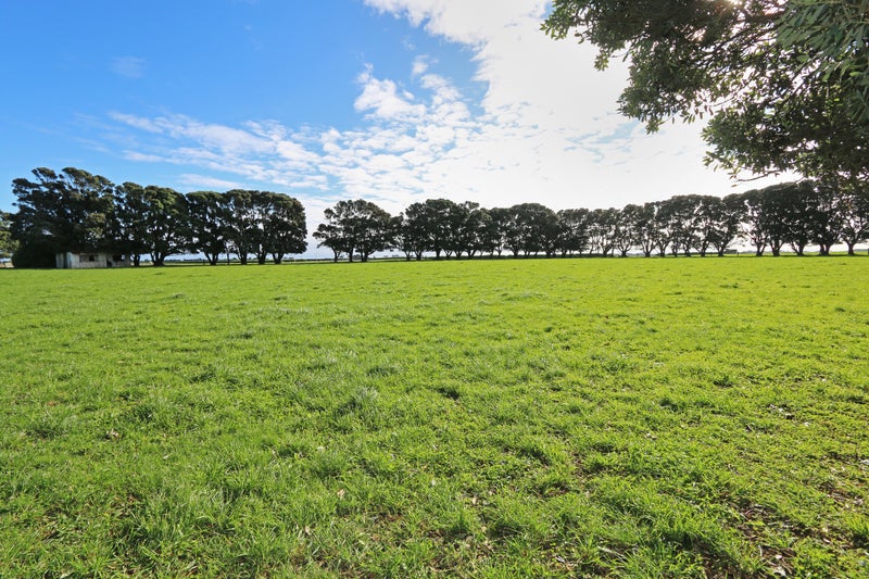 9 Oeo Road, Hawera - Carousel 15