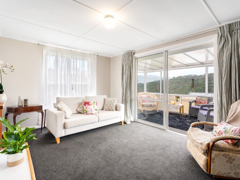 29 Windley Street, Ranui, Porirua - Carousel 2