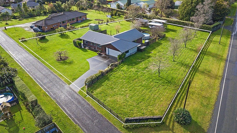 2/102 Herbert Street, Kihikihi, Te Awamutu - Carousel 1