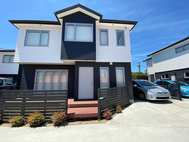 61D Bolton Street, Blockhouse Bay, Auckland - Carousel 1