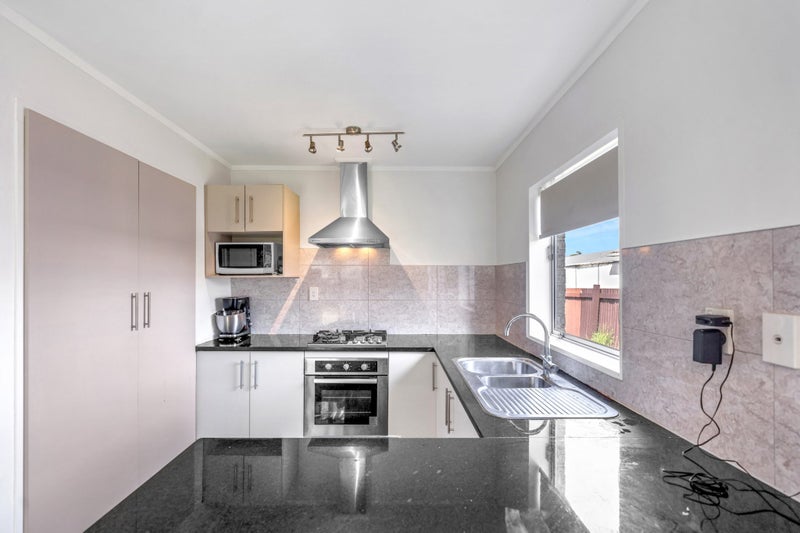 1/30 Reagan Road, Papatoetoe, Auckland - Carousel 2