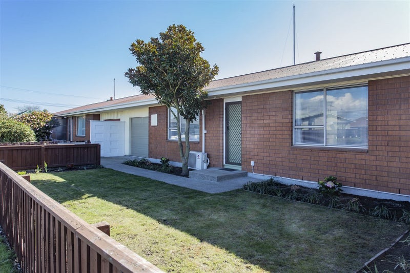 1A Bermuda Drive, Hornby, Christchurch - Carousel 1