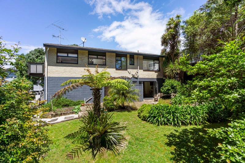 2/13 Havenwood Place, Birkenhead, Auckland - Carousel 2