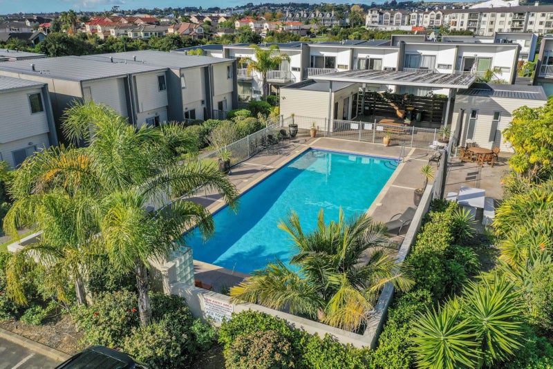 10/7 Kelvin Hart Drive, East Tamaki, Auckland - Carousel 1