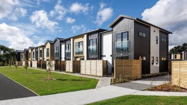 63 Te Ara o Papatahi, Wainuiomata, Lower Hutt - Carousel 1