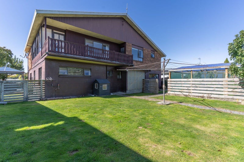 24 Hamilton Avenue, Winton, Winton - Carousel 28