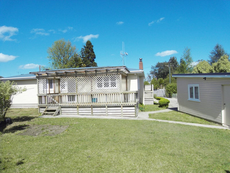 11 Pollen Crescent, Melville, Hamilton - Carousel 13