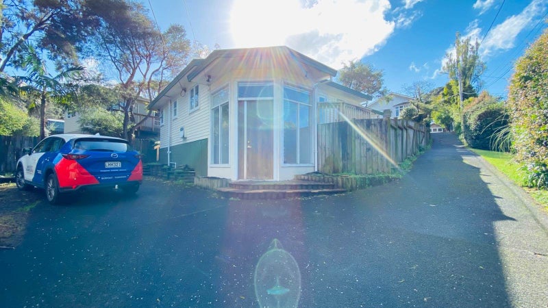 524 Whangaparaoa Road, Stanmore Bay, Whangaparaoa - Carousel 1