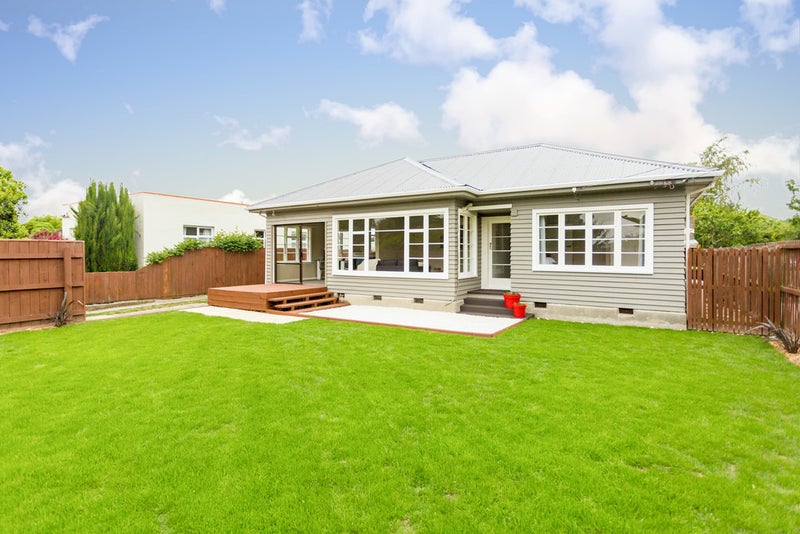 40 Jennifer Street, Bryndwr, Christchurch - Carousel 1