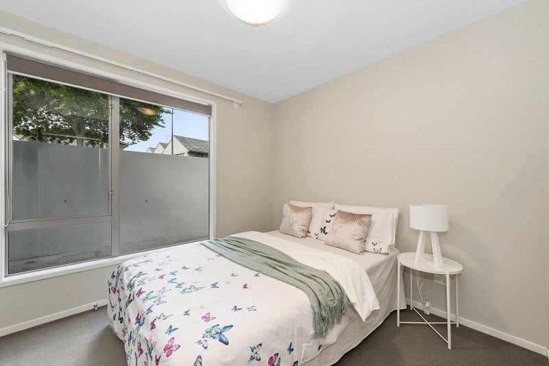 1/21 Wellington Street, Hamilton East, Hamilton - Carousel 2