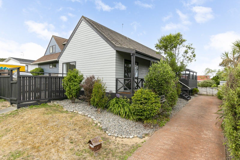106B Montgomery Avenue, Karori, Wellington - Carousel 2