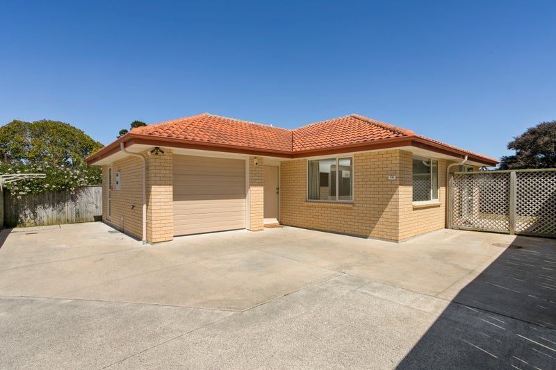 17A Line Road, Glen Innes, Auckland - Carousel 1