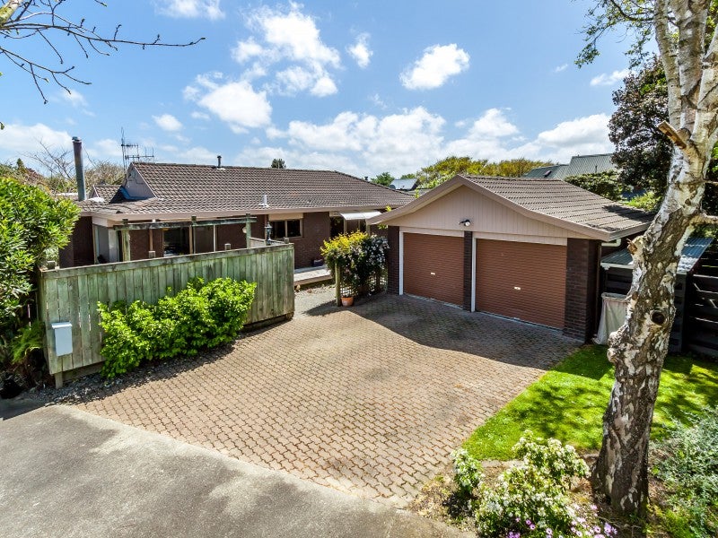 9 Hind Place, Hokowhitu, Palmerston North - Carousel 2