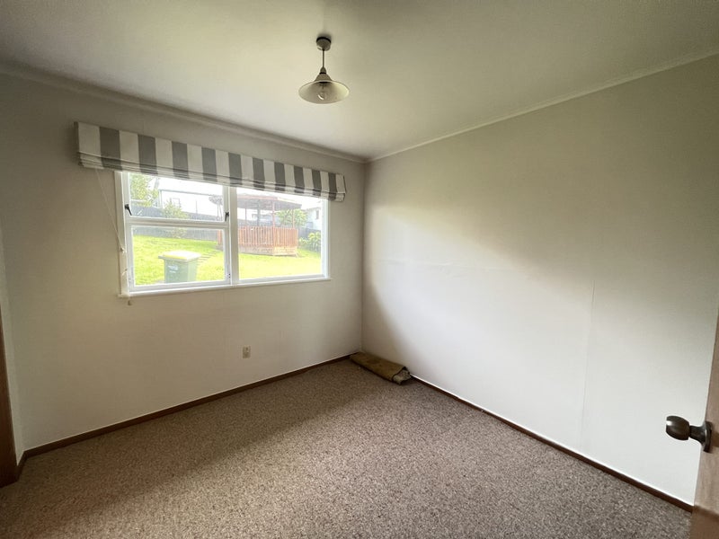 23 Chislehurst Street, Henderson, Auckland - Carousel 9
