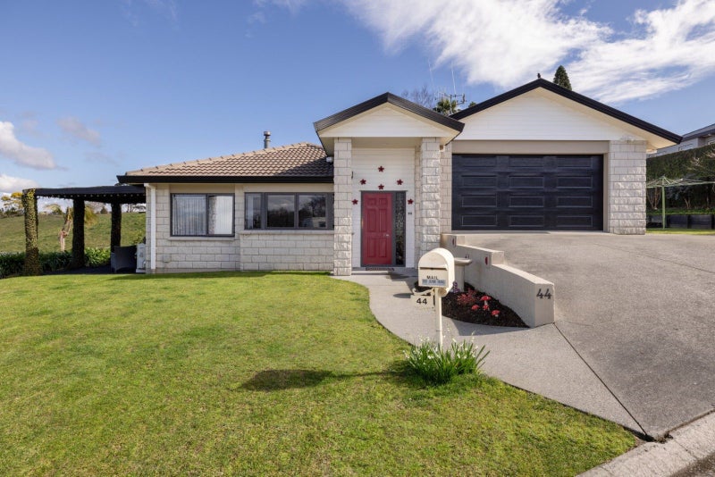 44 Bell Common Close, Bethlehem, Tauranga - Carousel 2