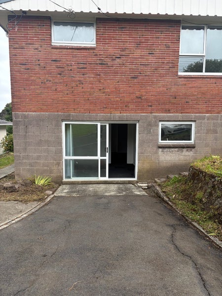 96 Lake Road, Northcote, Auckland - Carousel 1