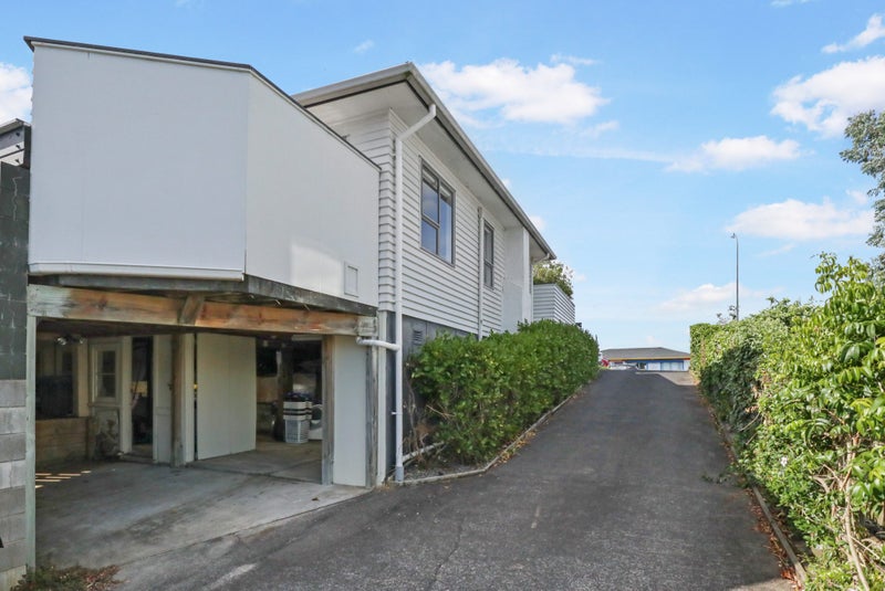 1/41 Baird Street, Howick, Auckland - Carousel 15